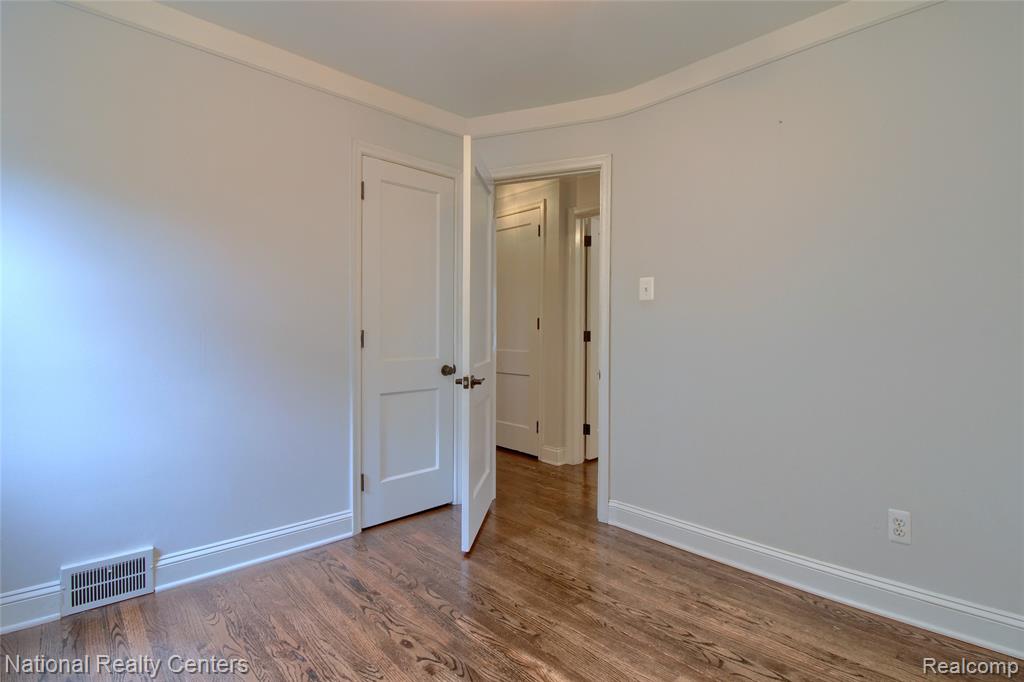 2463 Cummings Avenue Property Photo 34