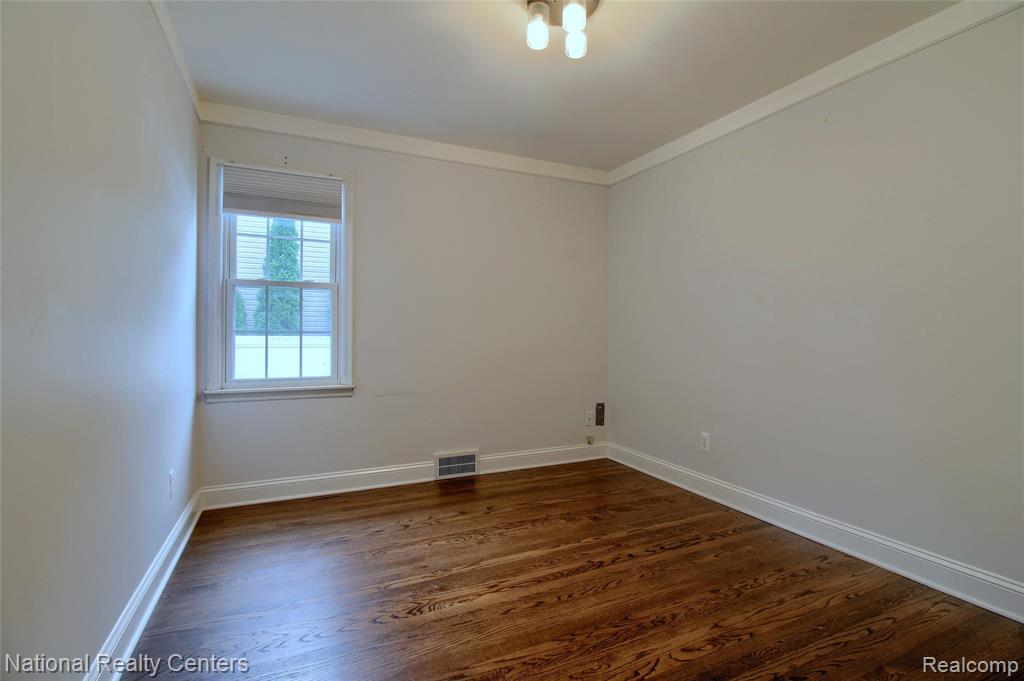 2463 Cummings Avenue Property Photo 36