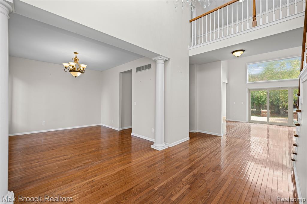 41605 Burroughs Avenue Property Photo 9