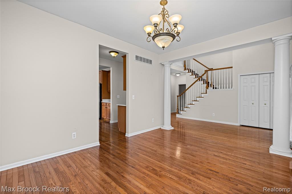 41605 Burroughs Avenue Property Photo 10
