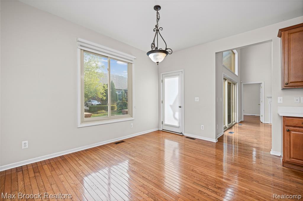 41605 Burroughs Avenue Property Photo 20