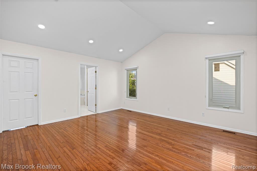 41605 Burroughs Avenue Property Photo 23