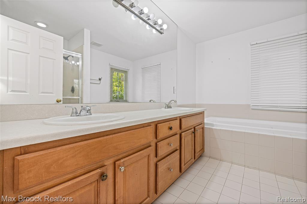 41605 Burroughs Avenue Property Photo 24
