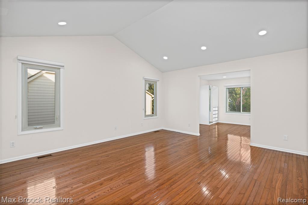 41605 Burroughs Avenue Property Photo 39