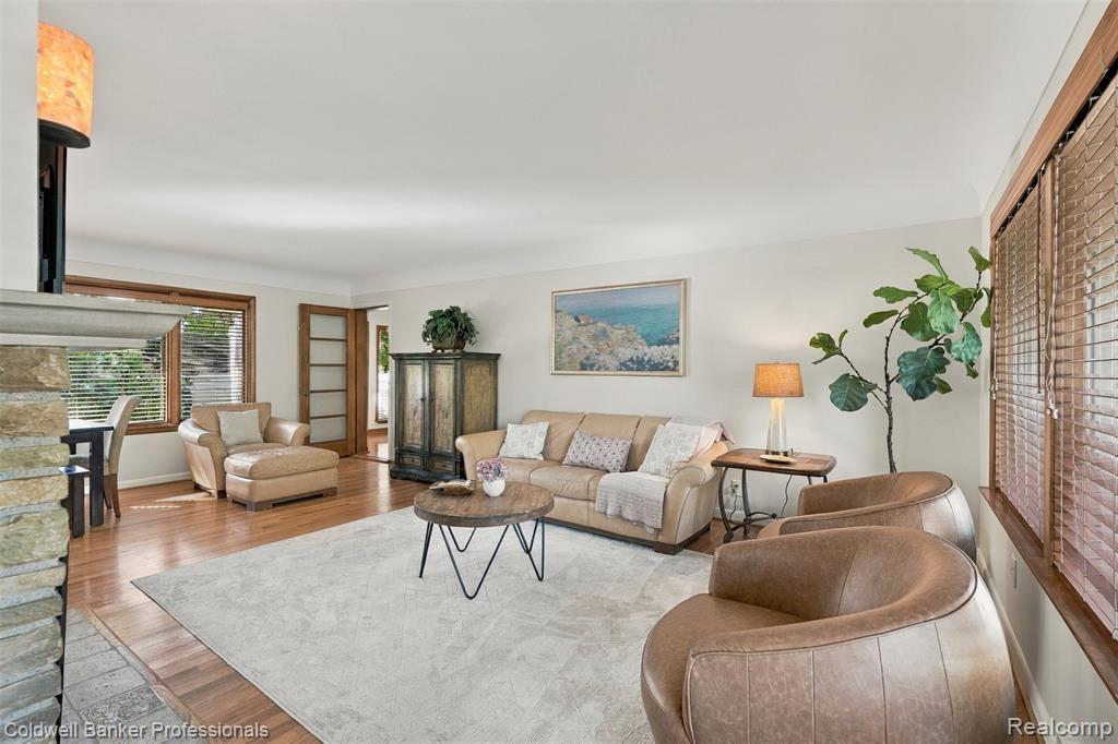 20829 Donaldson Street Property Photo 6