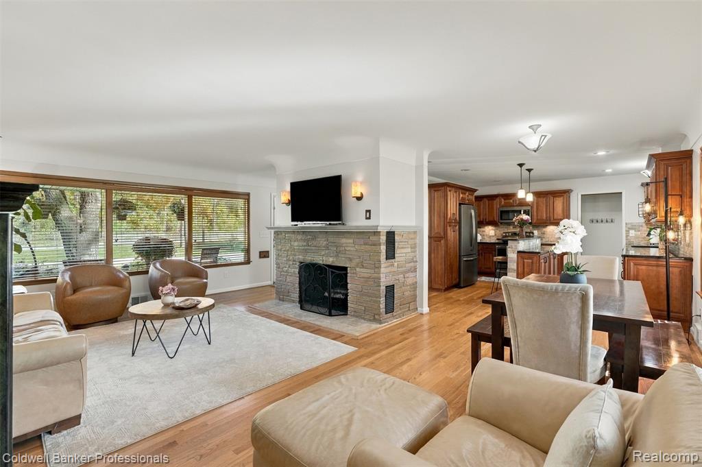 20829 Donaldson Street Property Photo 7
