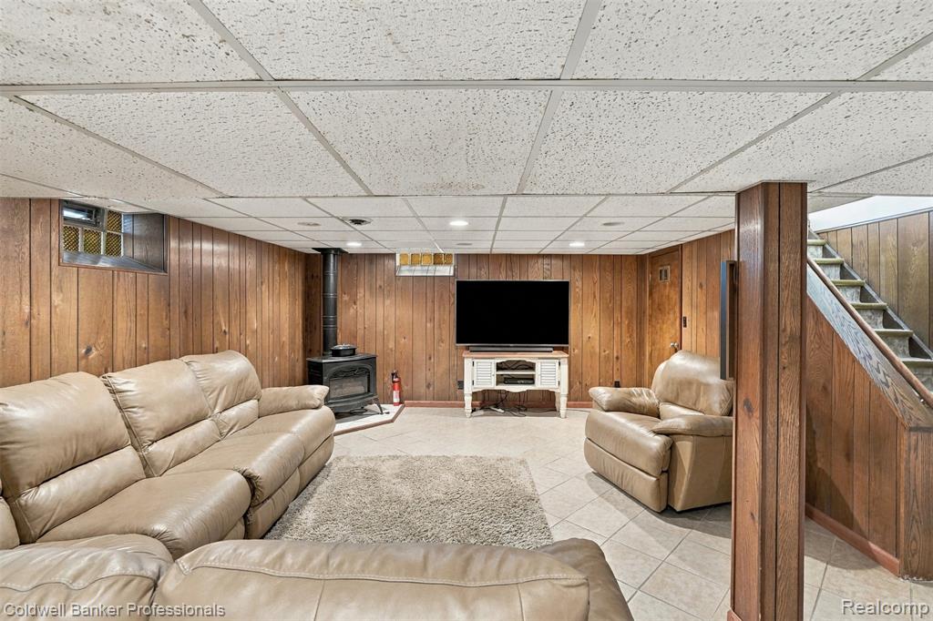 20829 Donaldson Street Property Photo 24