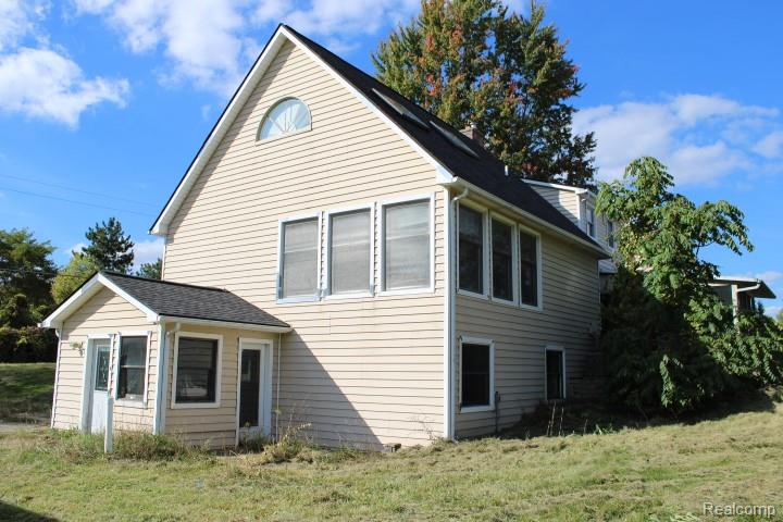 1300 Connell Road Property Photo 5
