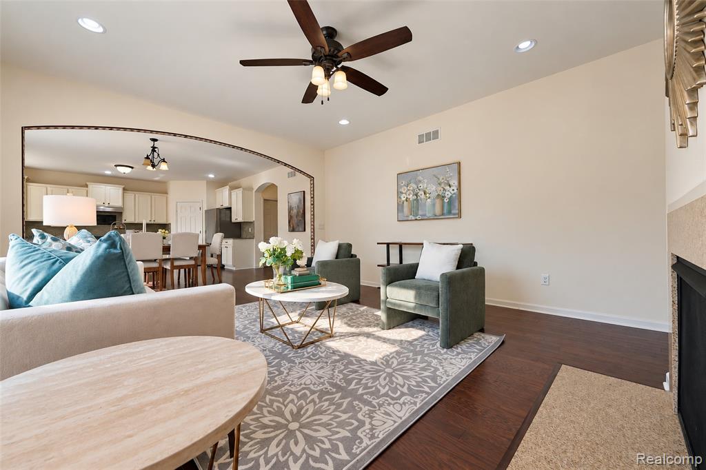 27363 Victoria Road Property Photo 28