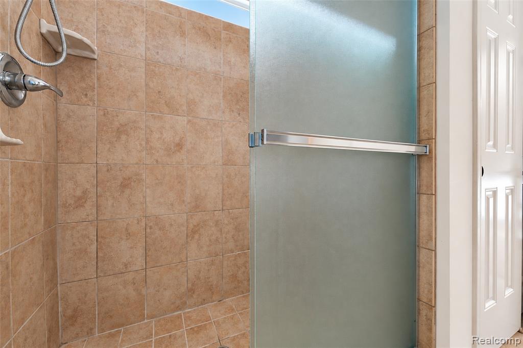 27363 Victoria Road Property Photo 41