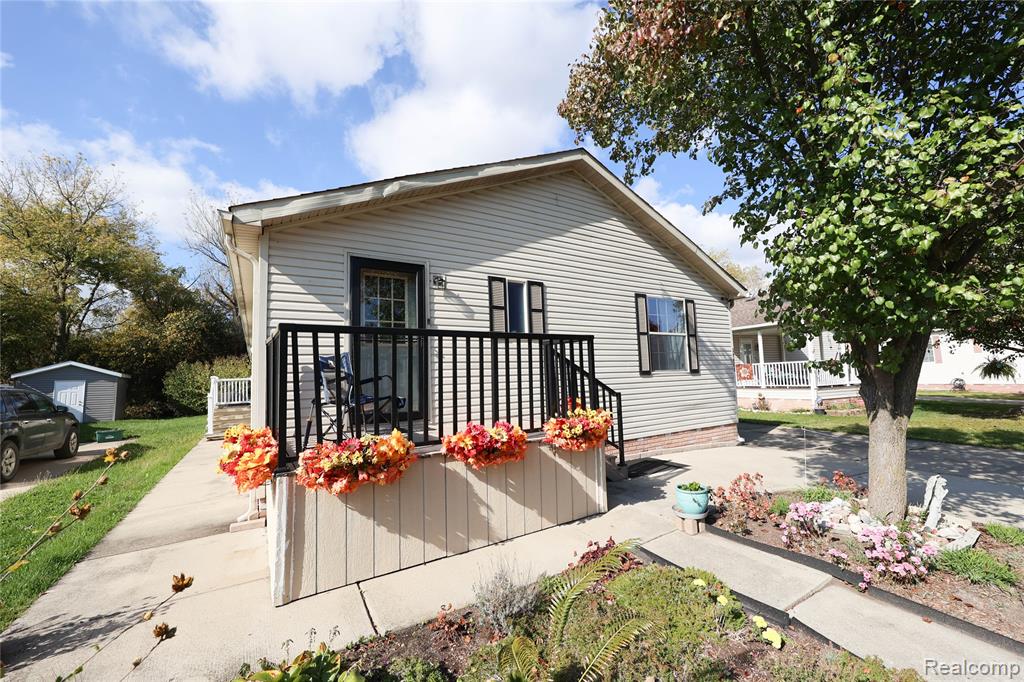 29760 Meadow Lane Property Photo 1