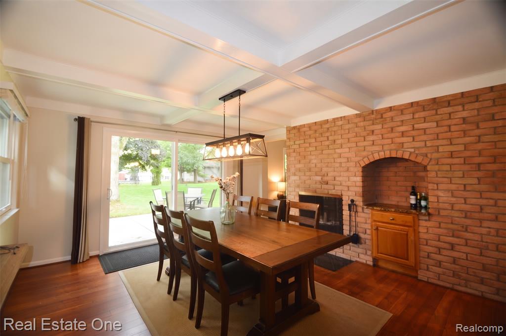 915 Ironstone Drive Property Photo 10