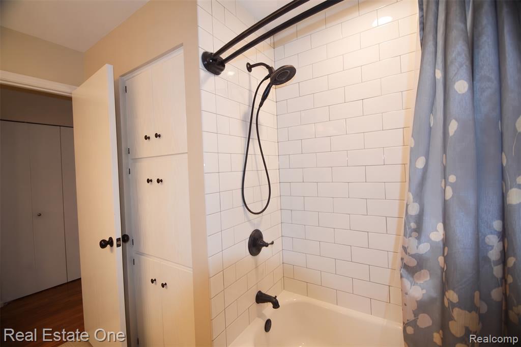 915 Ironstone Drive Property Photo 18
