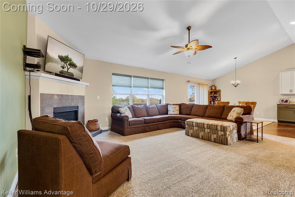 9573 Shelby Drive Property Photo 8