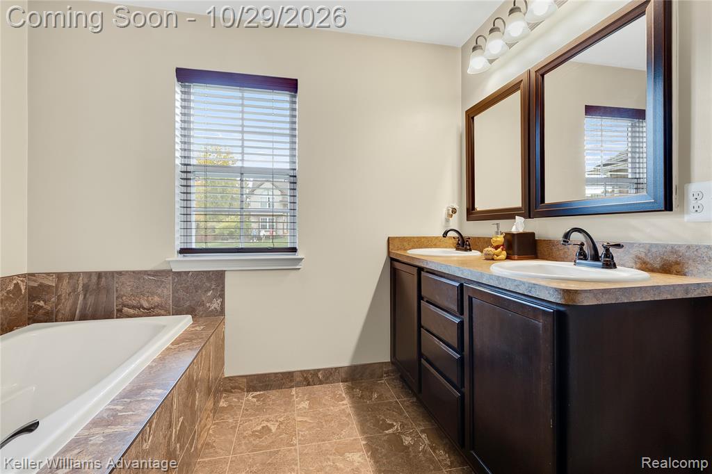 9573 Shelby Drive Property Photo 15