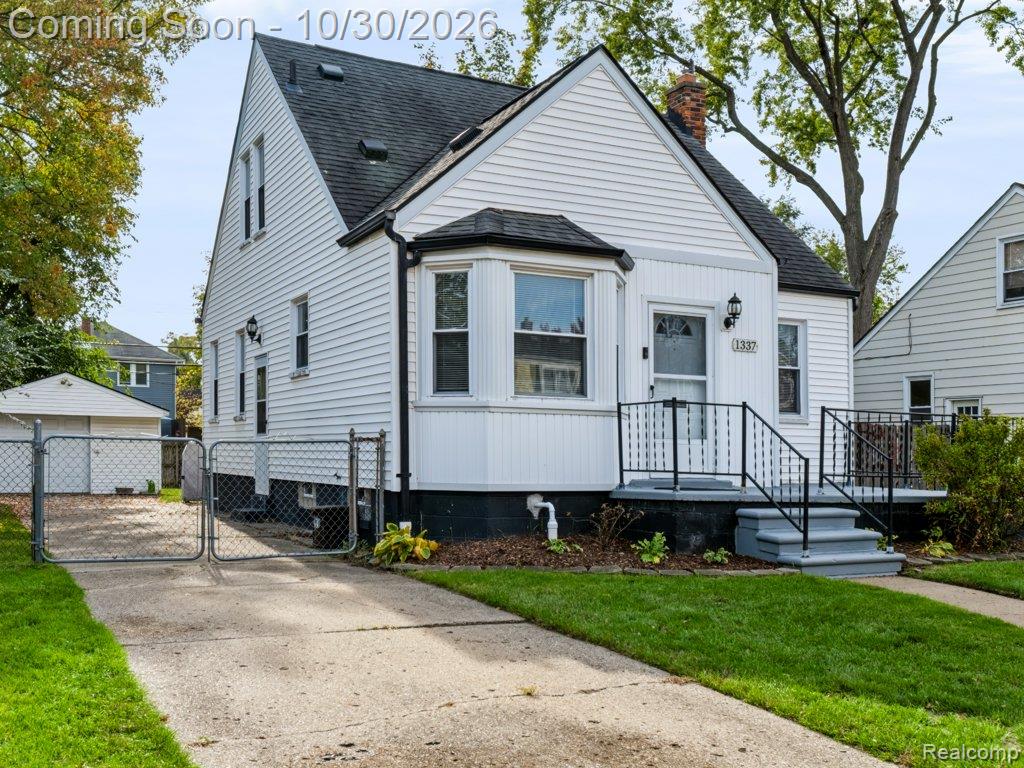 1337 Pearson Street Property Photo 1