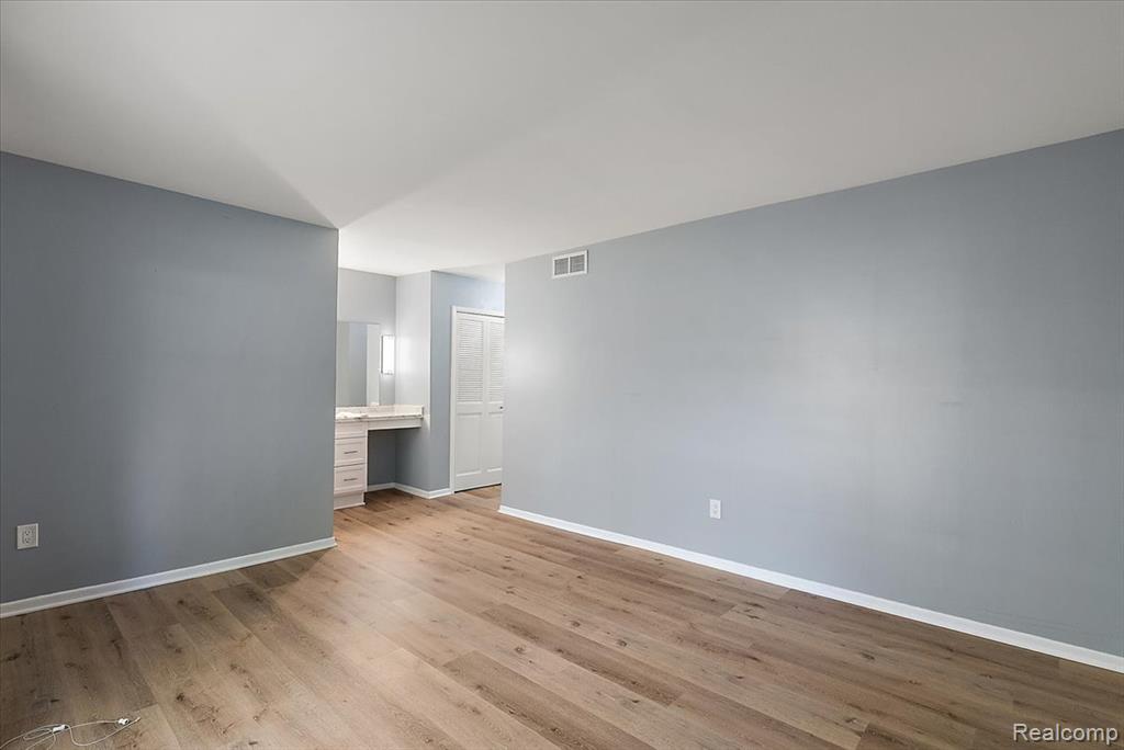 31192 Sunset Court Property Photo 16