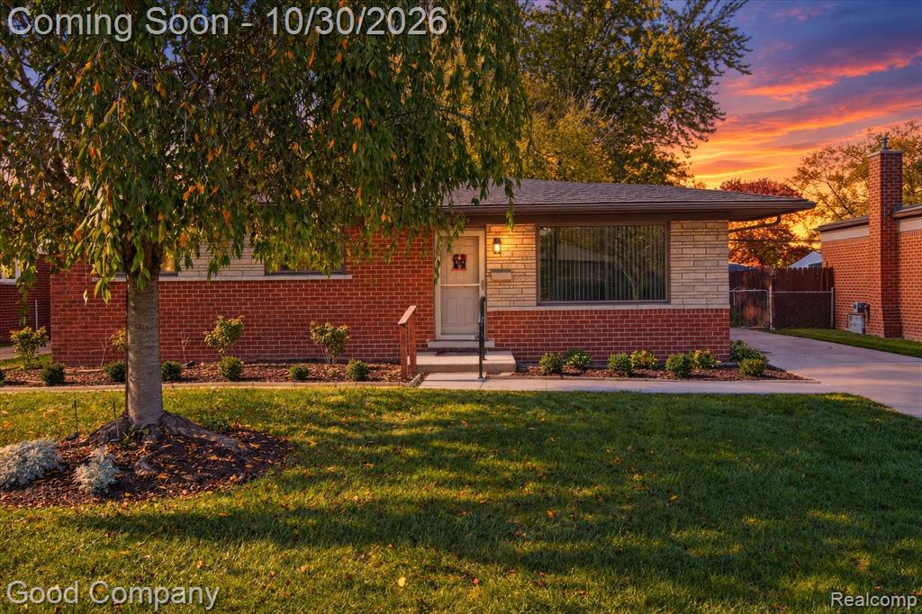 28421 Bradner Drive Property Photo 1