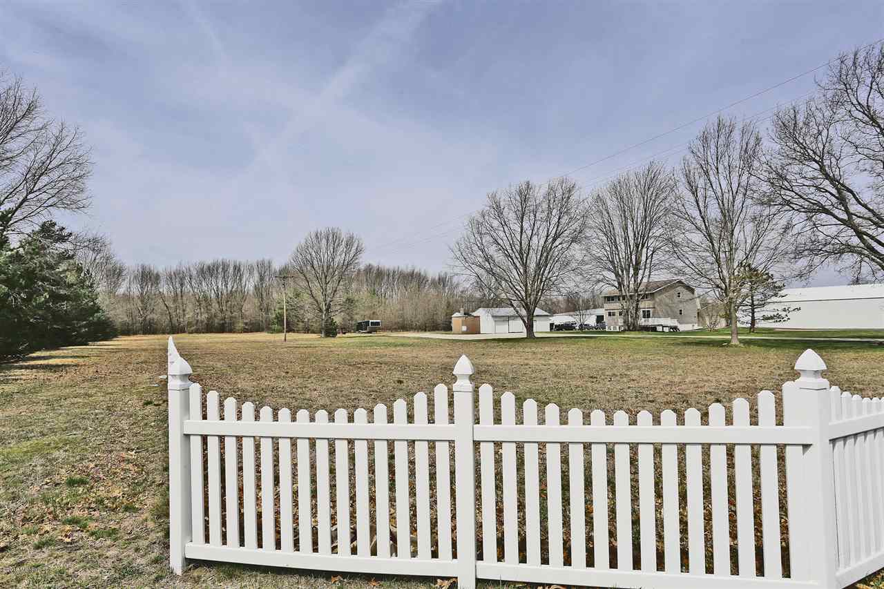 70102475 Property Photo 2
