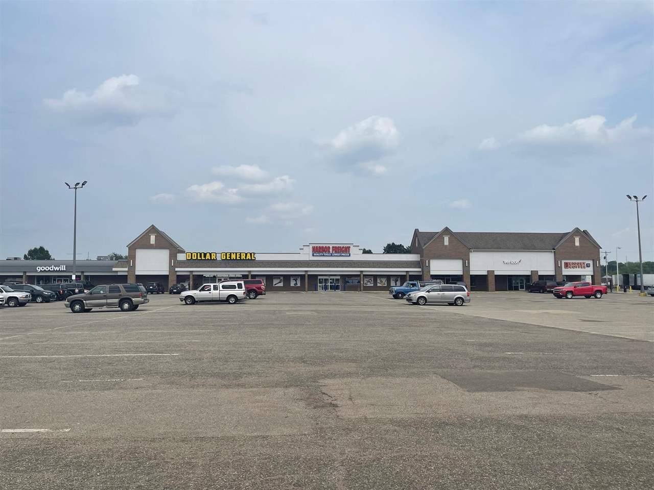 203 N US-131 Highway Property Photo 1
