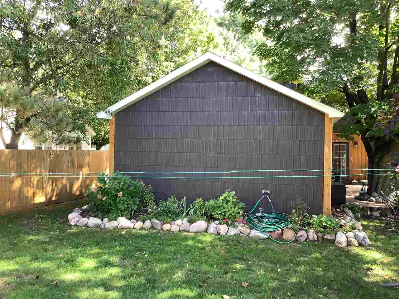 9018 Aura Street Property Photo 3