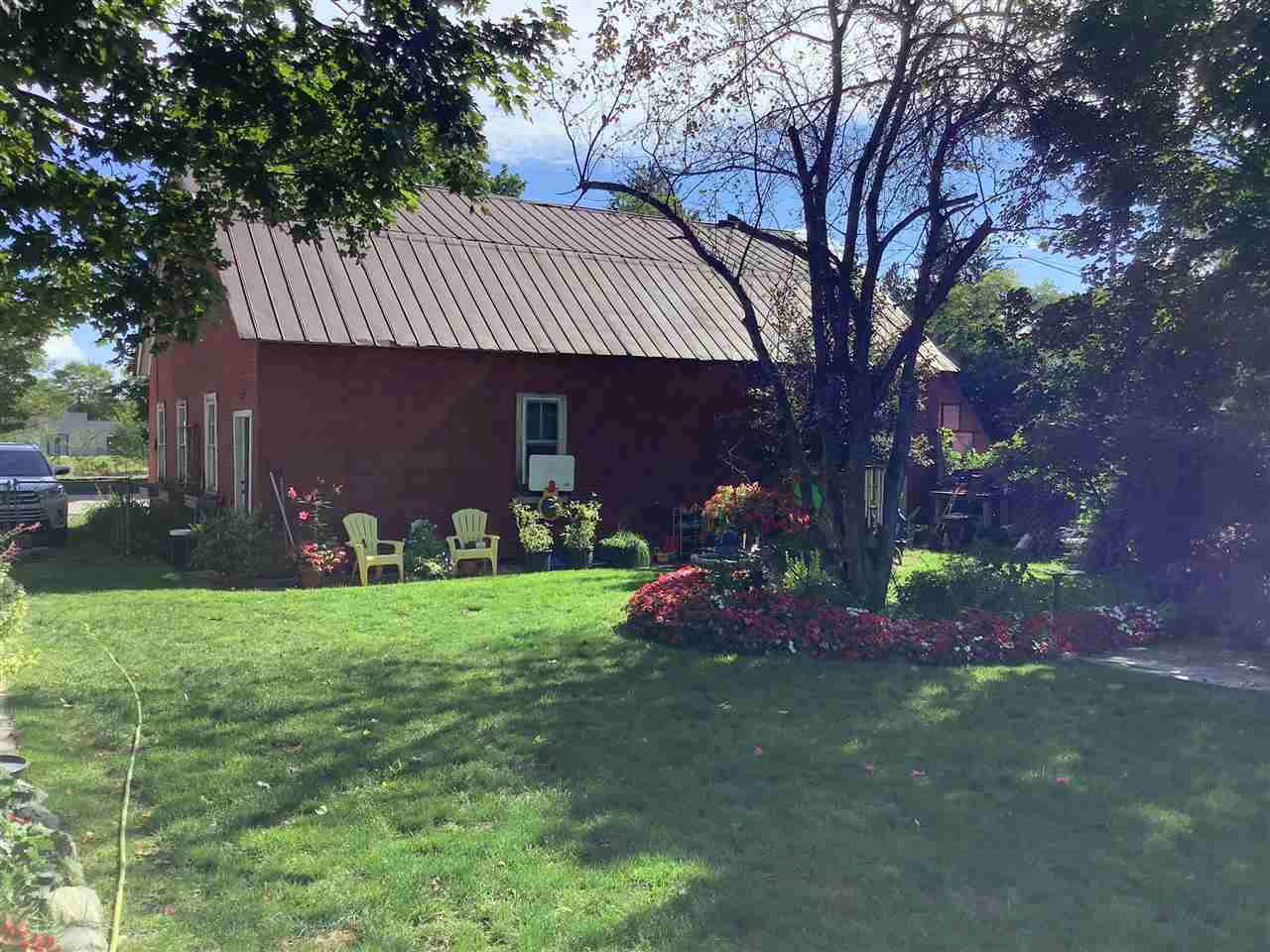 9018 Aura Street Property Photo 4