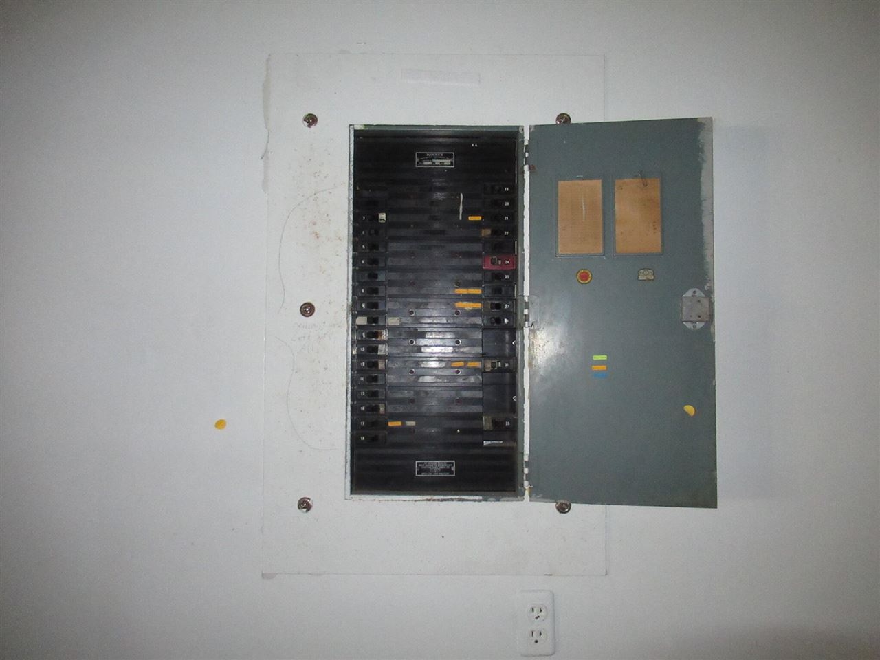 50 W Michigan Avenue Property Photo 28