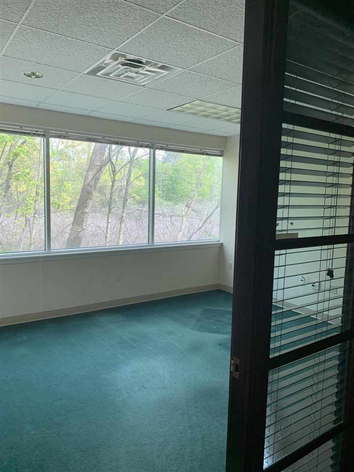 5211 Cascade Road Property Photo 5