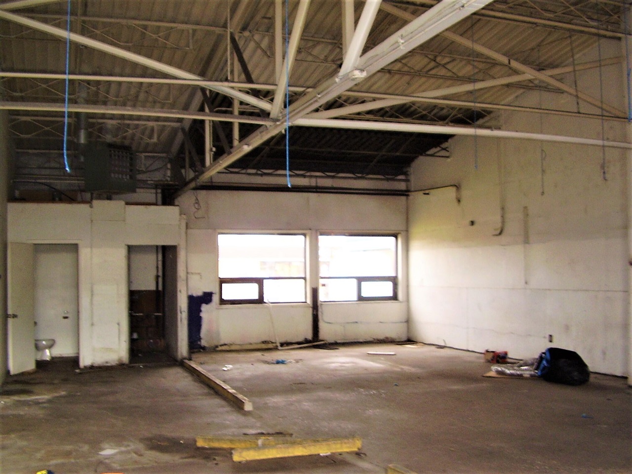 70288441 Property Photo 3