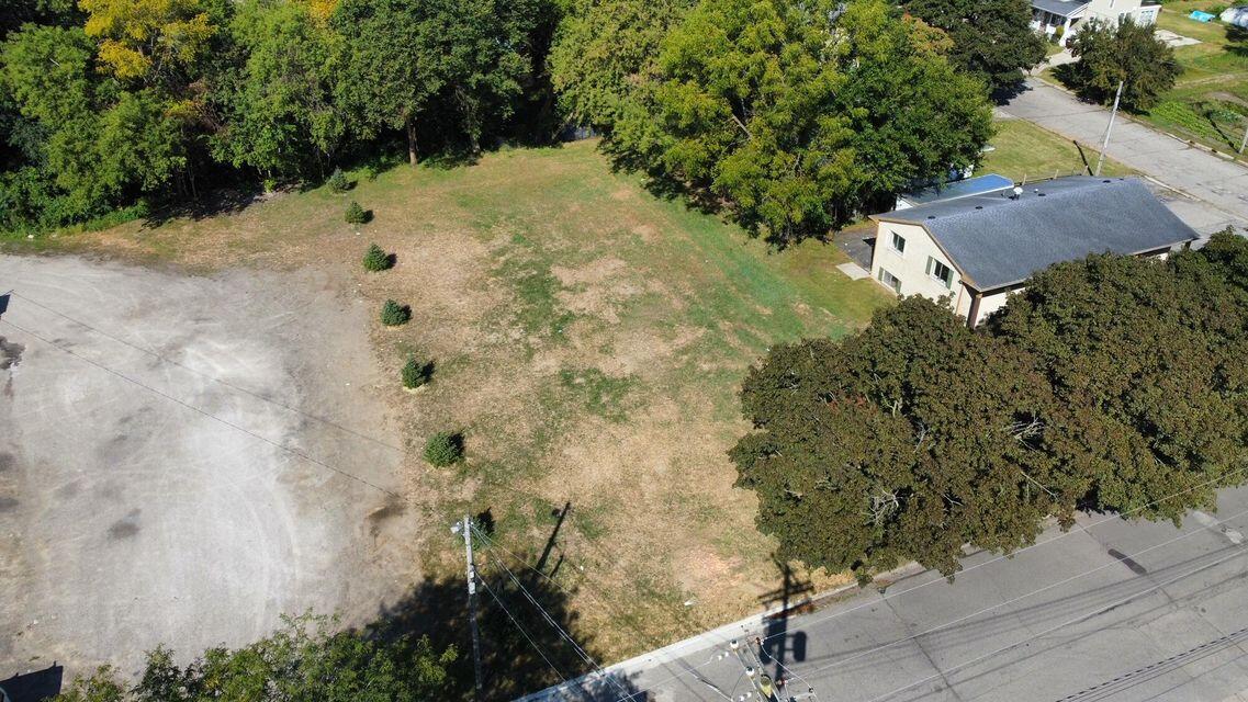 1710 Woodbridge Street Property Photo 4