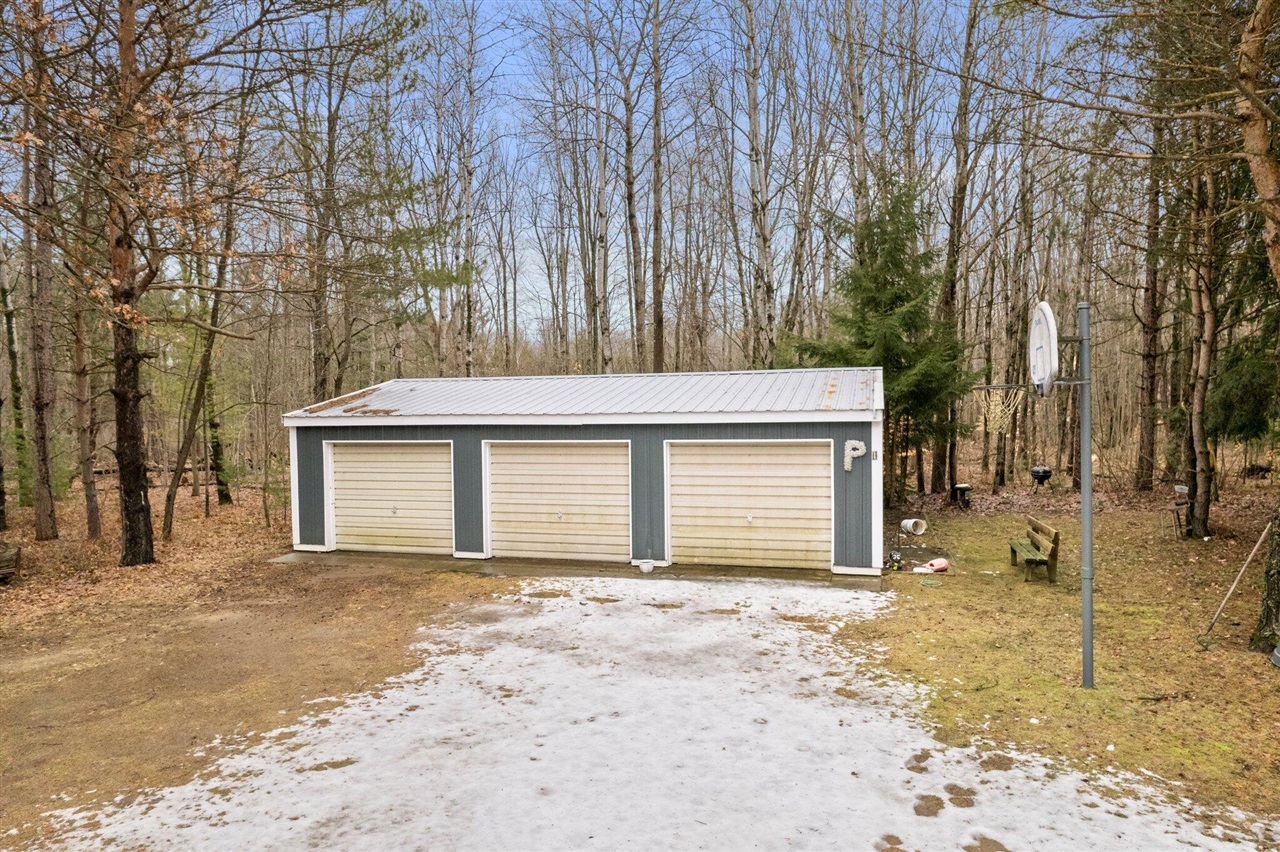 70301612 Property Photo 1