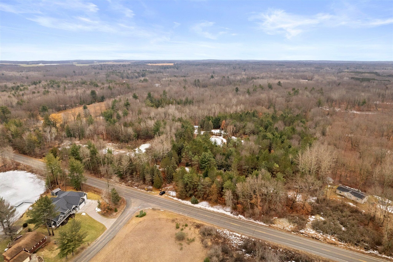 70301612 Property Photo 16