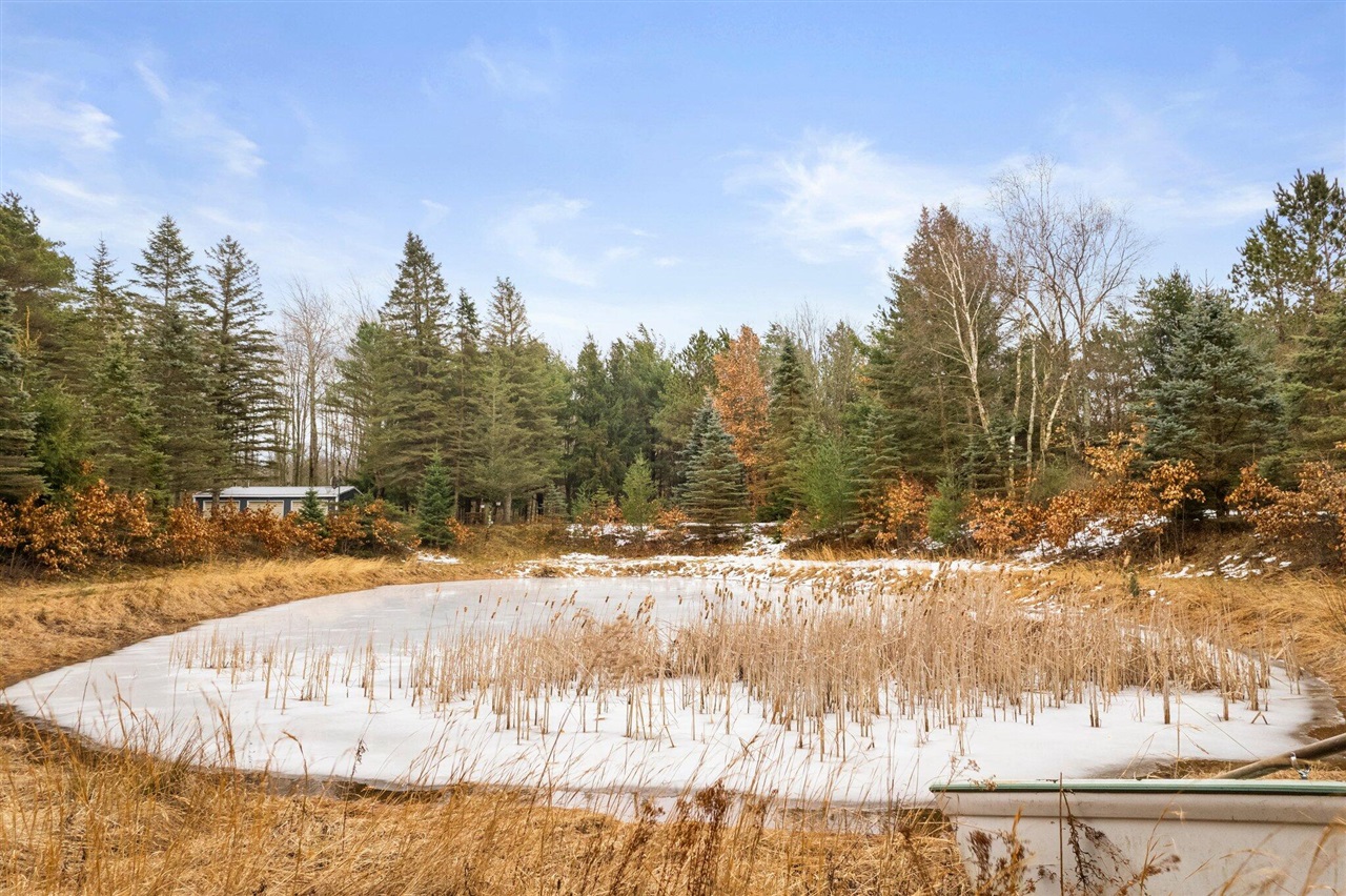 70301612 Property Photo 25