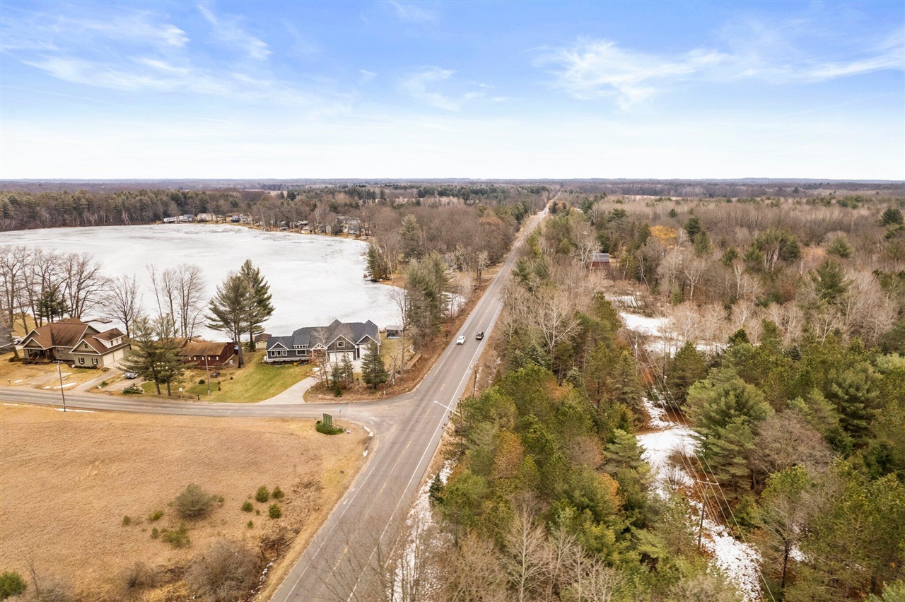 70301612 Property Photo 32
