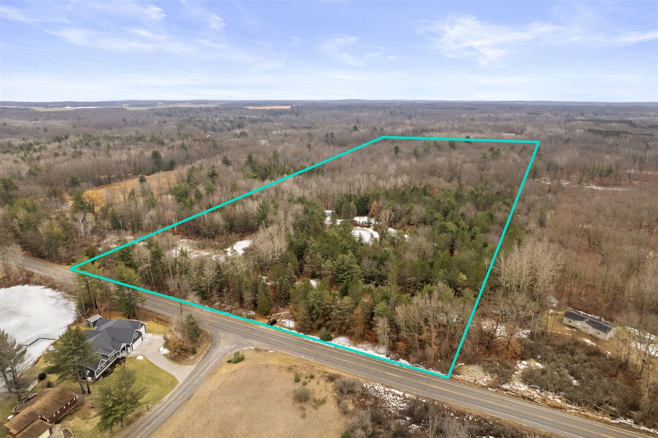 70301612 Property Photo 34