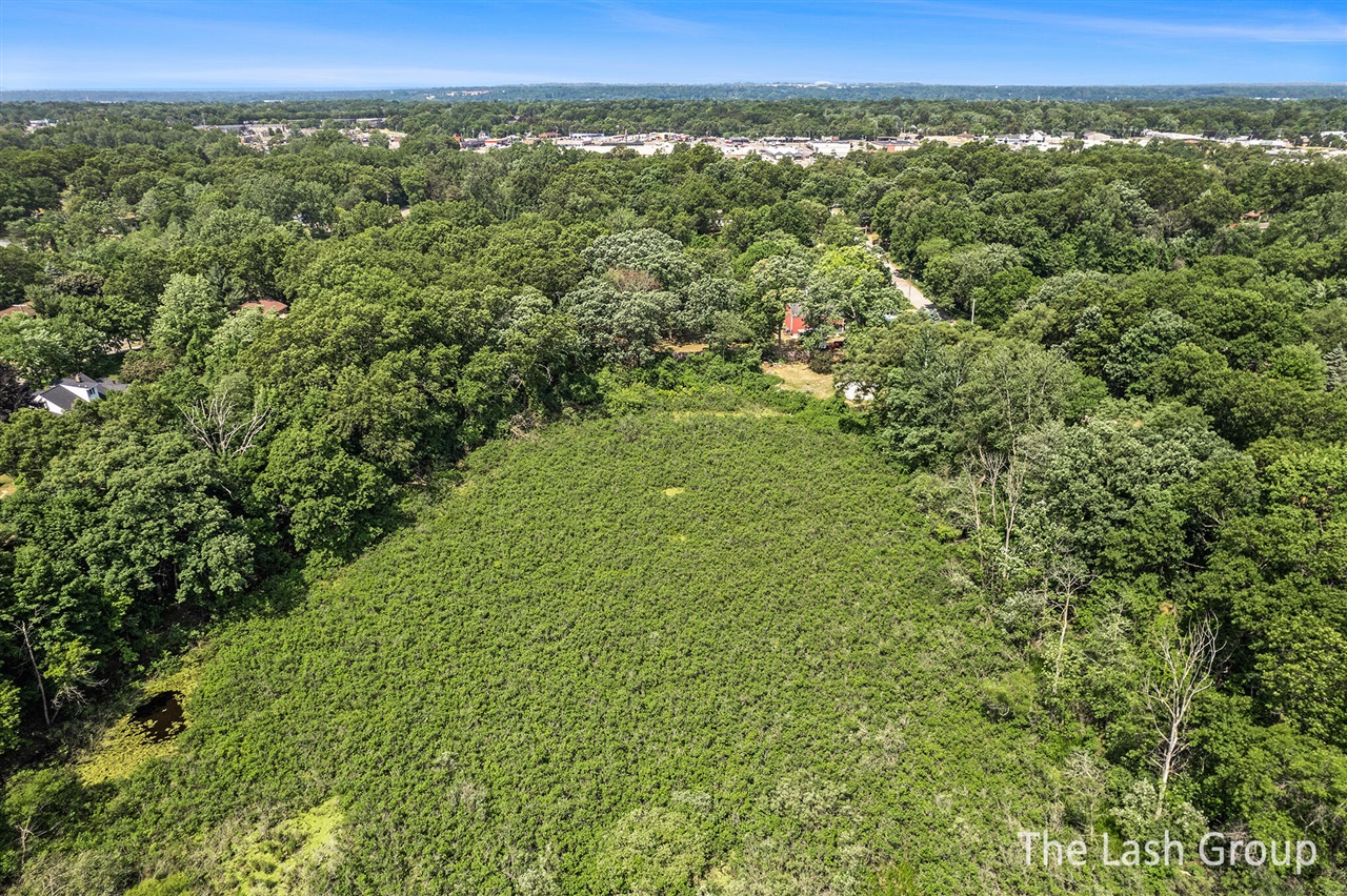 70320424 Property Photo 14