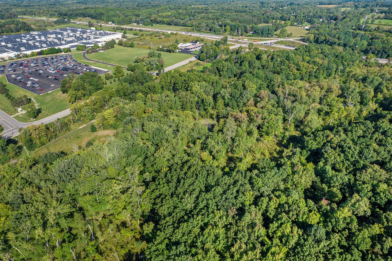 2431 N Dearing Road Property Photo 11