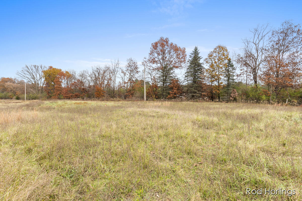4590 3 Mile Road Property Photo 6