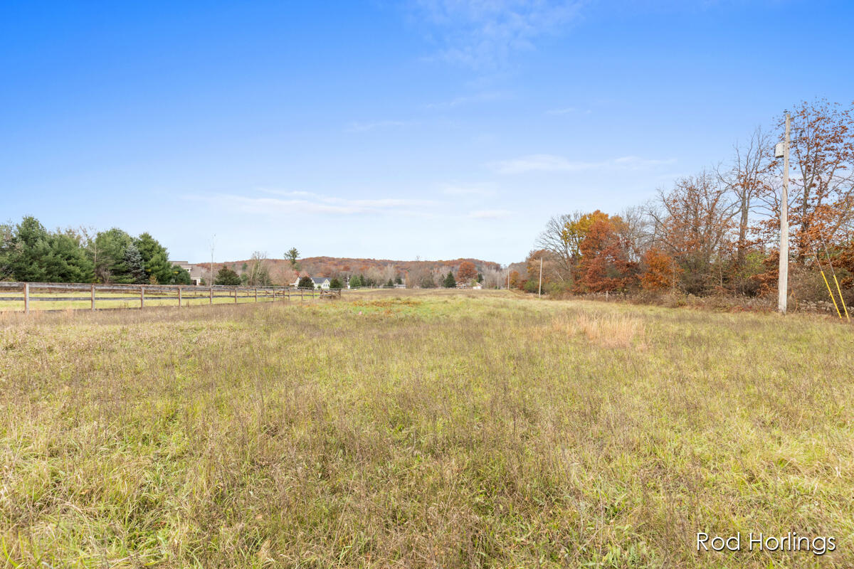 4590 3 Mile Road Property Photo 7