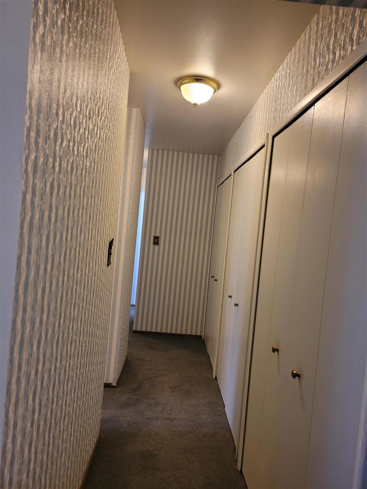30224 Southfield Road Property Photo 2