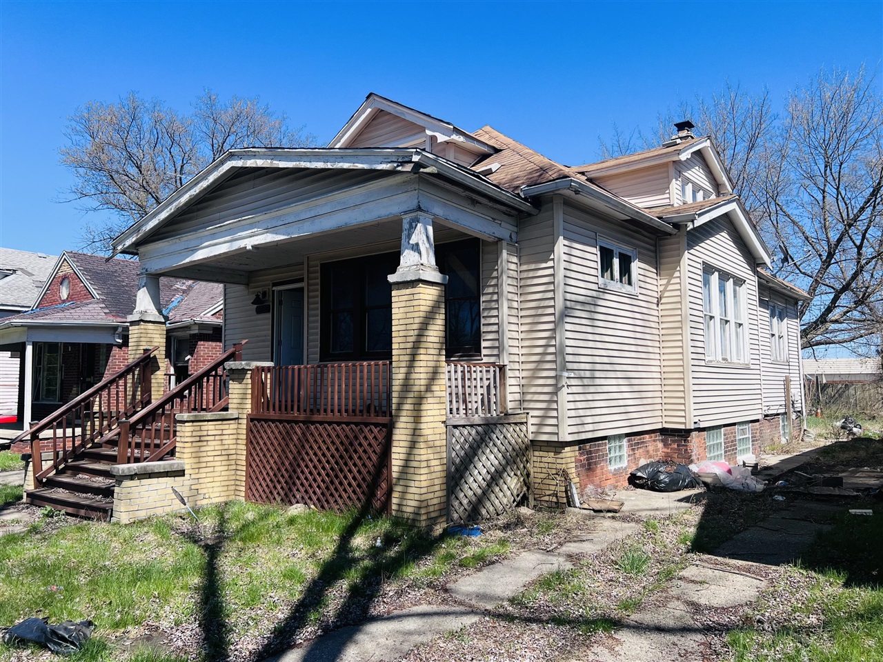 18040 St Louis Avenue Property Photo 1