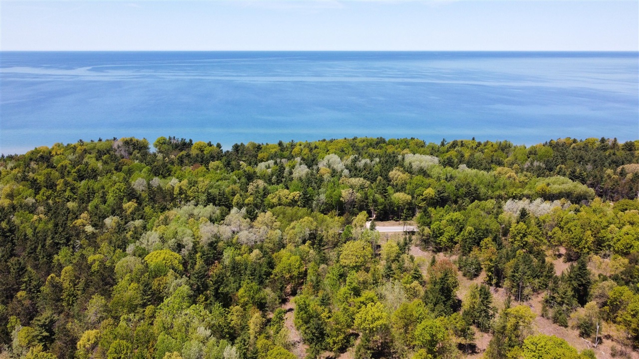 Red Apple Road Property Photo 8