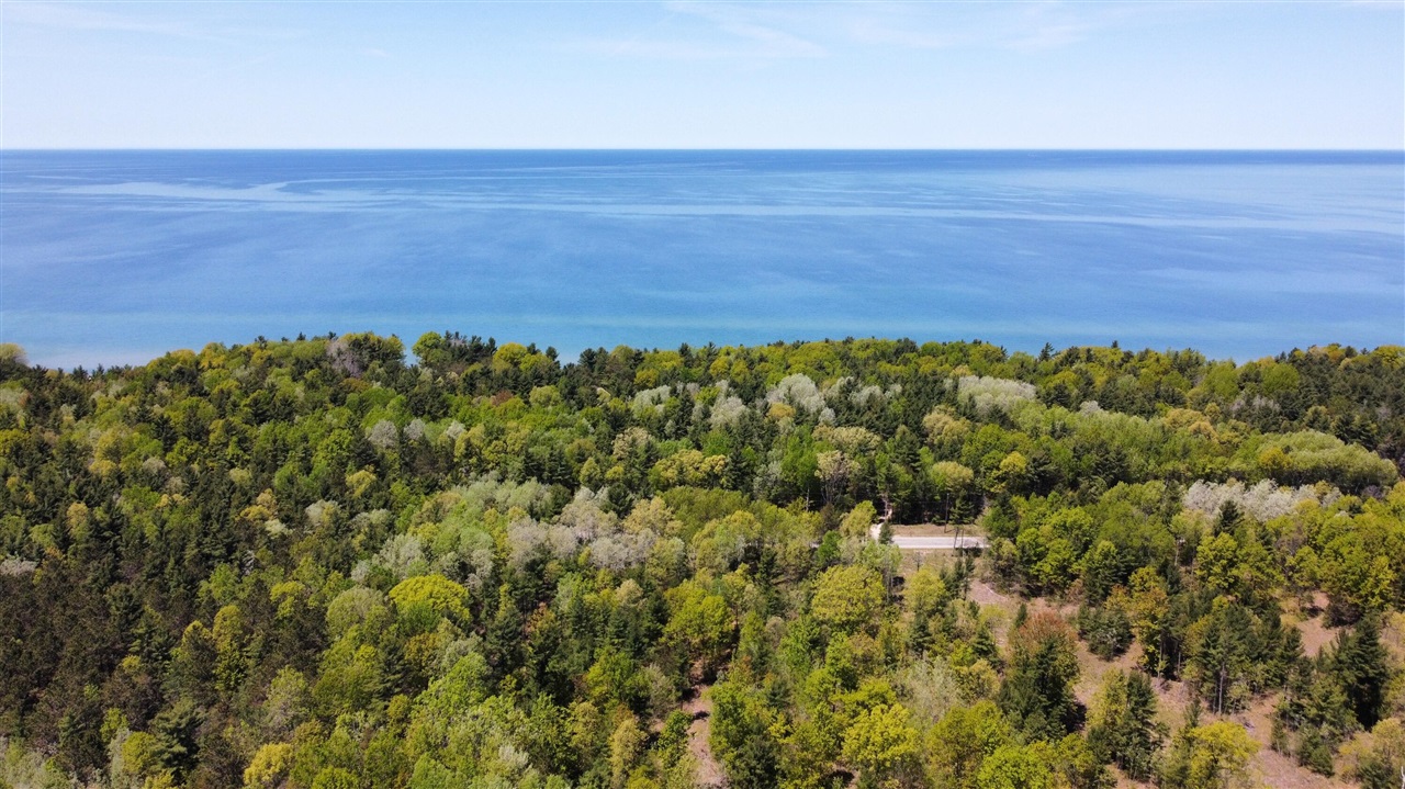 Red Apple Road Property Photo 9