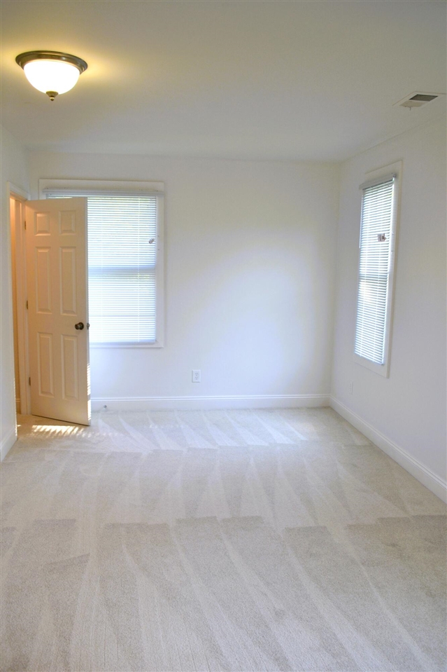70406963 Property Photo 32