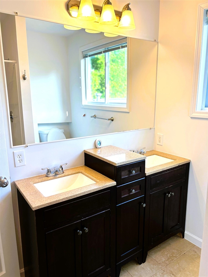 70406963 Property Photo 35