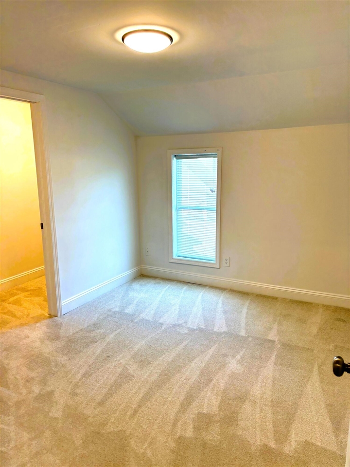 70406963 Property Photo 40