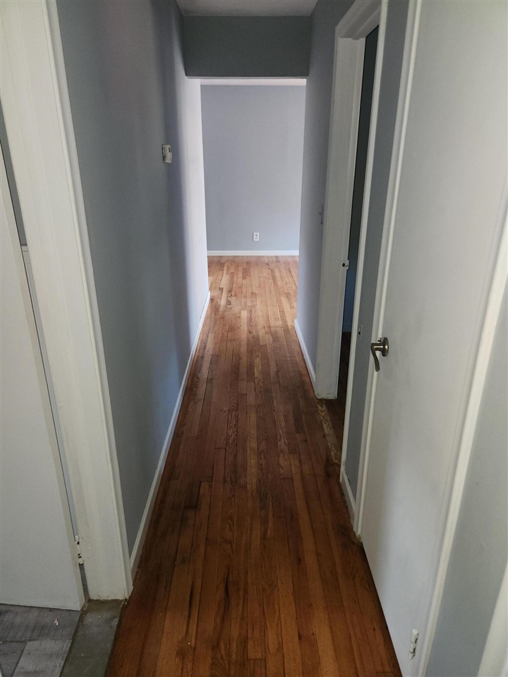 20529 Grandview Street Property Photo 3