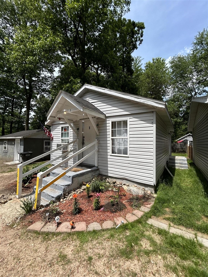 66476 Oak Street Property Photo 1