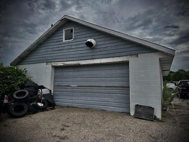 2640 S 11th Street Property Photo 3