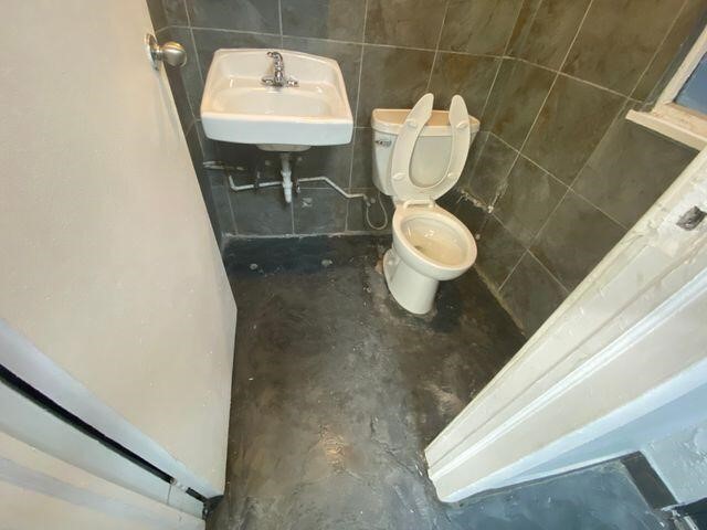18113 Wyoming Street Property Photo 6